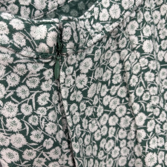 Abercrombie & Fitch Green Micro Floral Midi Skirt Ruffle Hem Side Slit Womens XS - Picture 8 of 12